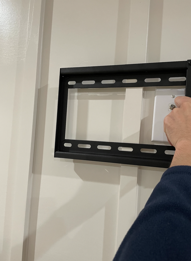 How to hang tv on not flat wall? r/HomeImprovement